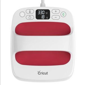 Cricut EasyPress 6x7 and 12x12 mat!